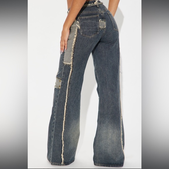 Making It Complicated Jeans 👖 - Picture 3 of 6